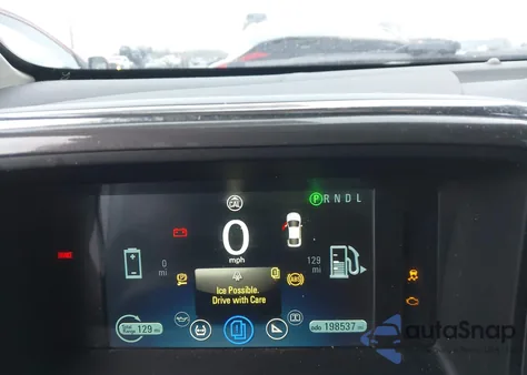2015 Chevrolet Volt z USA, uszkodzony, nr VIN 1G1RB6E47FU110005